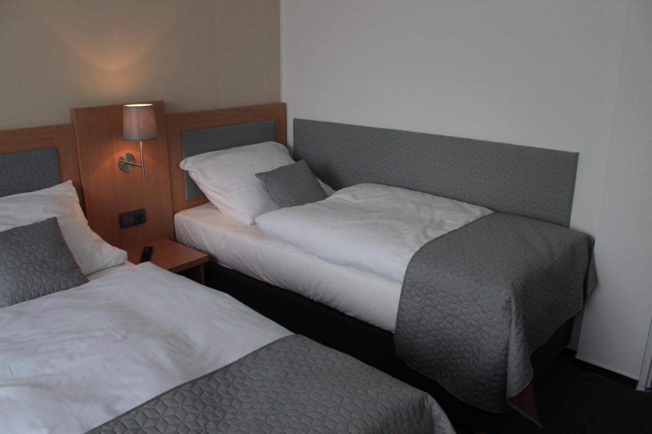 Horsky Hotel Jelenovska S Bazenem V Cene Valašské Klobouky Buitenkant foto